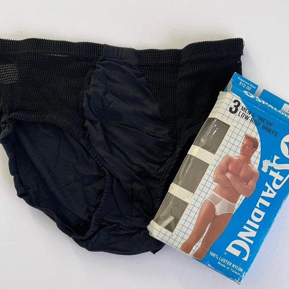NWOT Spalding Men’s Low Rise Nylon Mesh Briefs Medium Rare. - Picture 1 of 13
